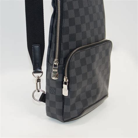 louis vuitton sling bag